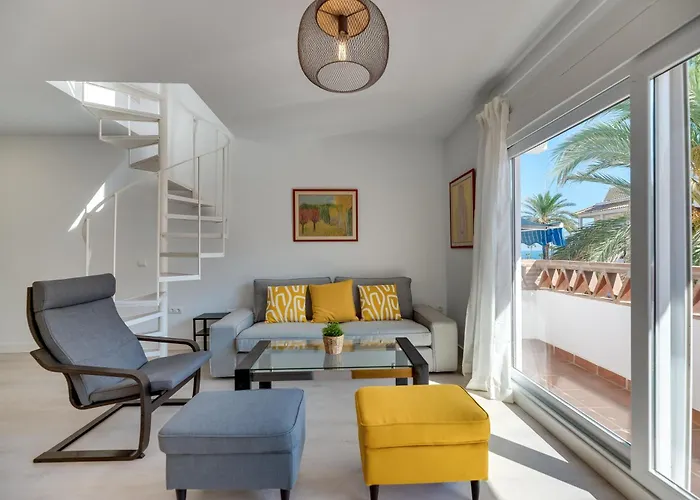 Las Palmeras Beach Duplex Penthouse
